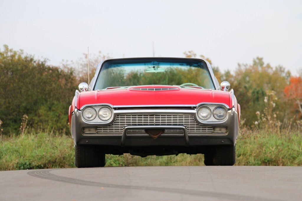 1961 Ford Thunderbird